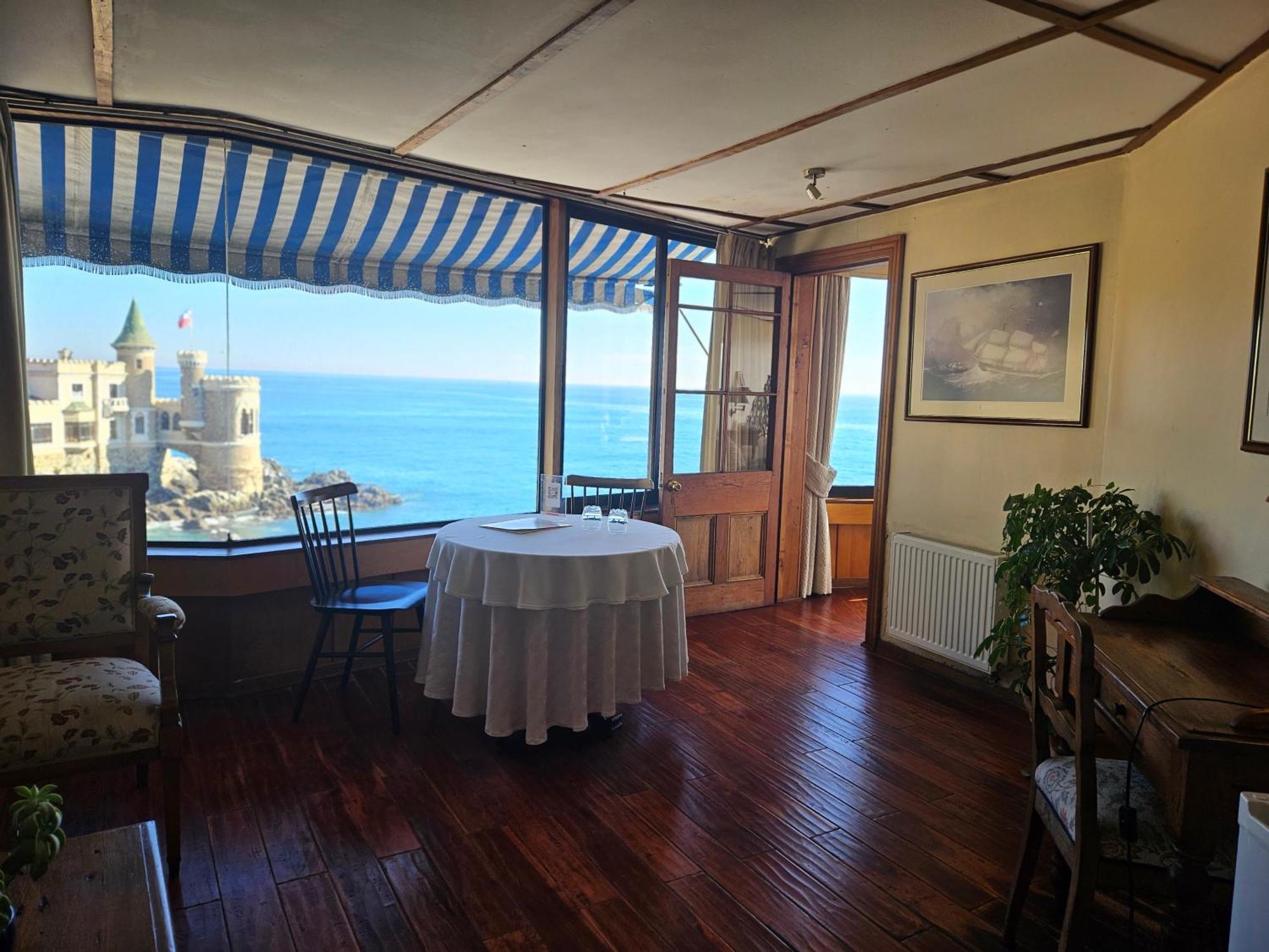 Hotel Restaurant Capducal 比尼亚德尔马 外观 照片