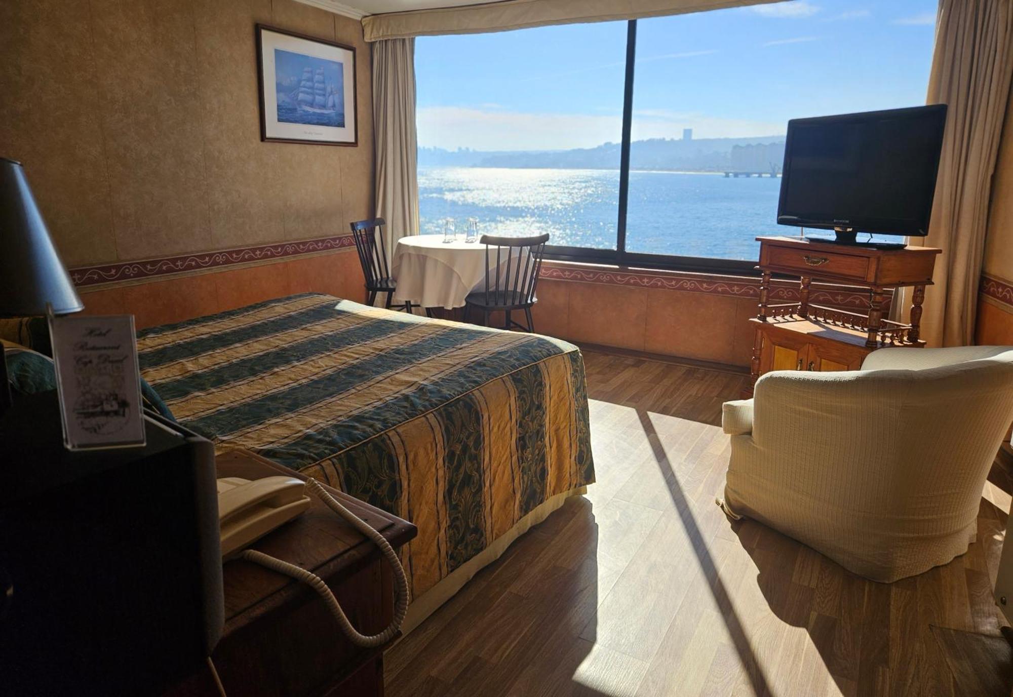 Hotel Restaurant Capducal 比尼亚德尔马 外观 照片