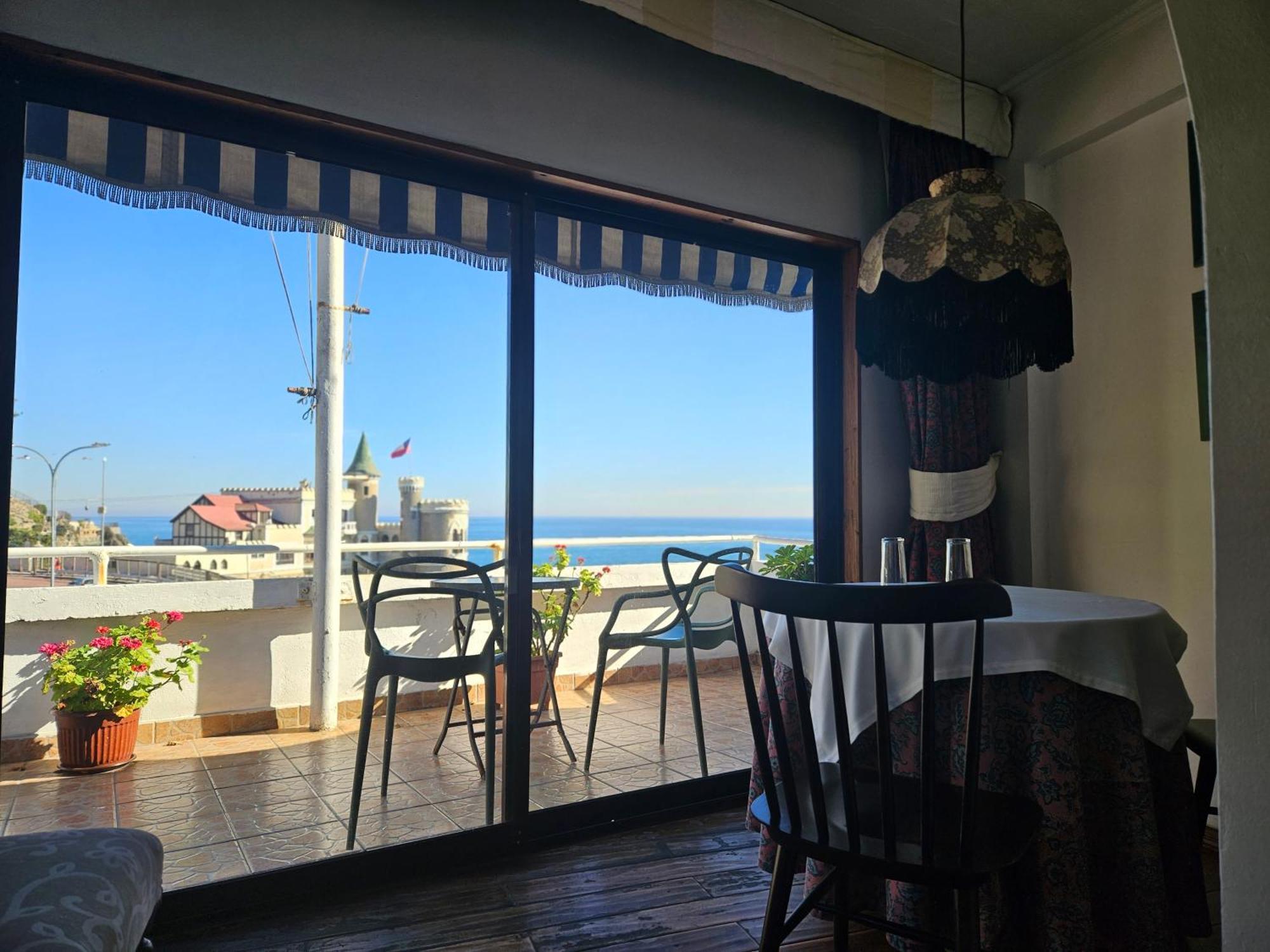 Hotel Restaurant Capducal 比尼亚德尔马 外观 照片