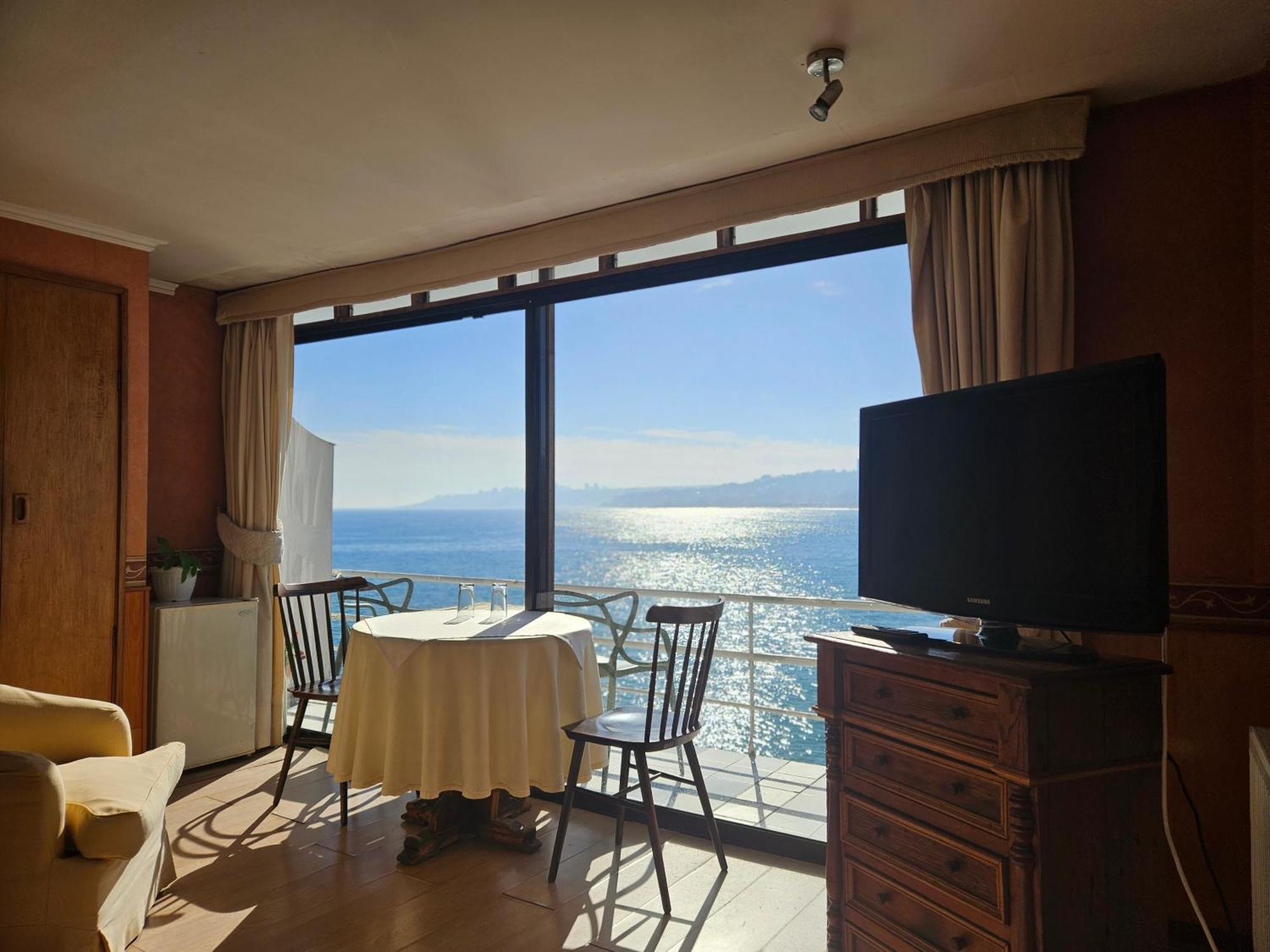 Hotel Restaurant Capducal 比尼亚德尔马 外观 照片